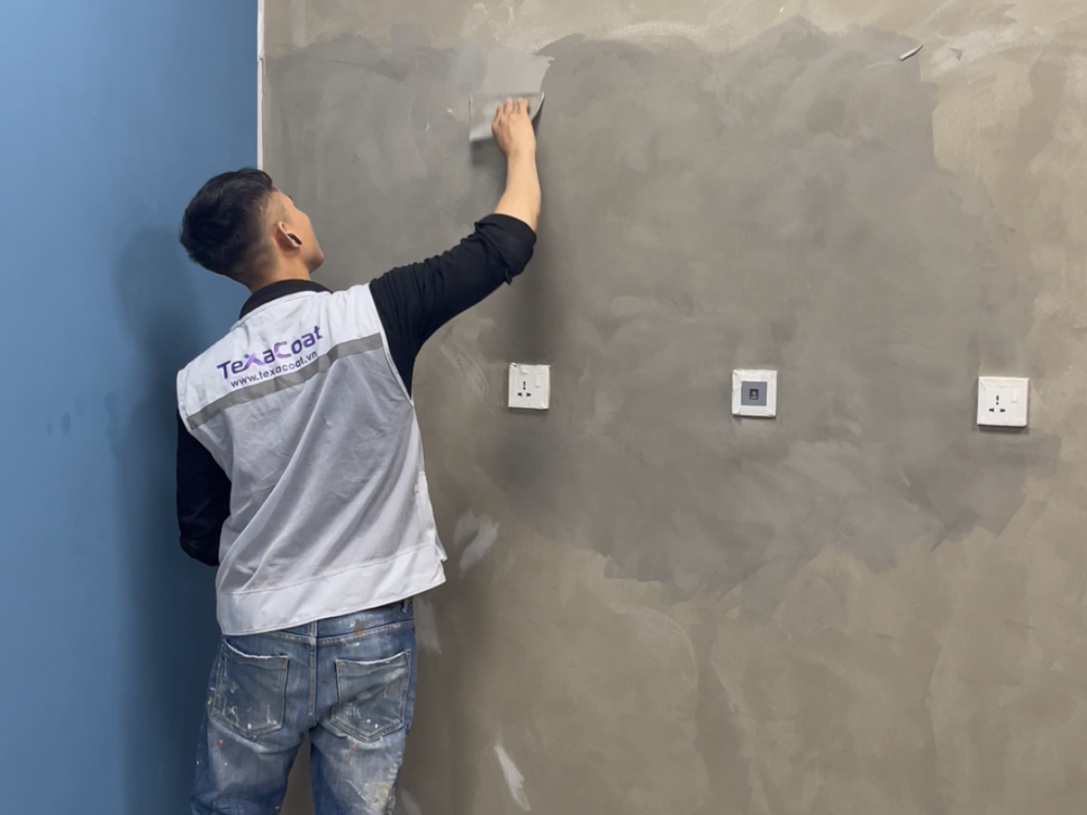 3 lưu ý khi thi công sơn hiệu ứng bê tông để đạt hiệu quả bề mặt tốt nhất