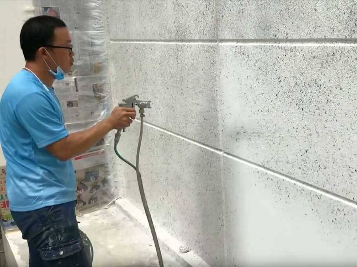 Súng phun là dụng cụ không thể thiếu khi thi công sơn đá