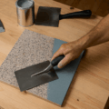 Hướng dẫn chi tiết thi công sơn giả đá trên gỗ MDF từ A–Z
