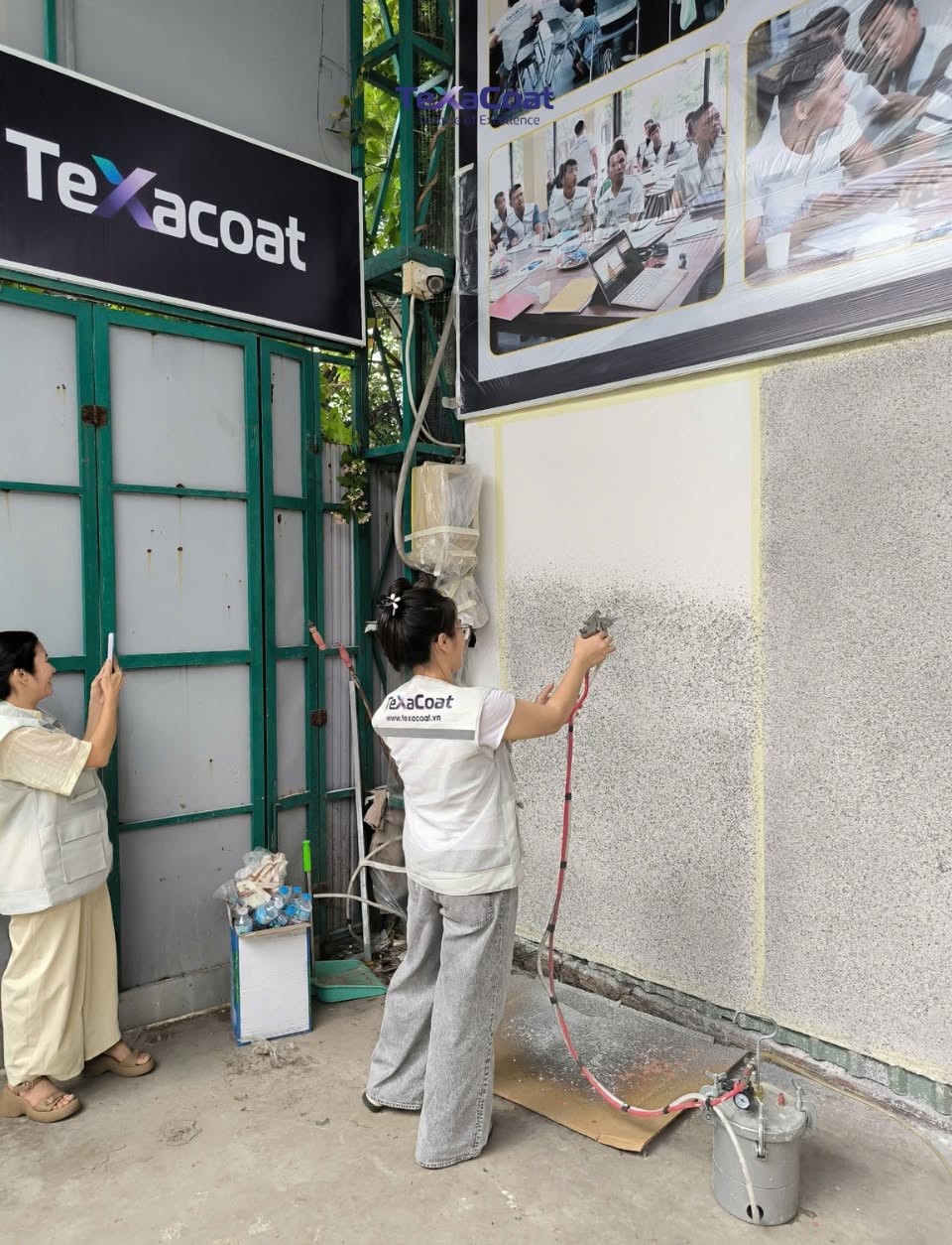 TexaCoat là nhà cung cấp sơn đá cao cấp, đồng thời cung cấp dịch vụ thi công trọn gói