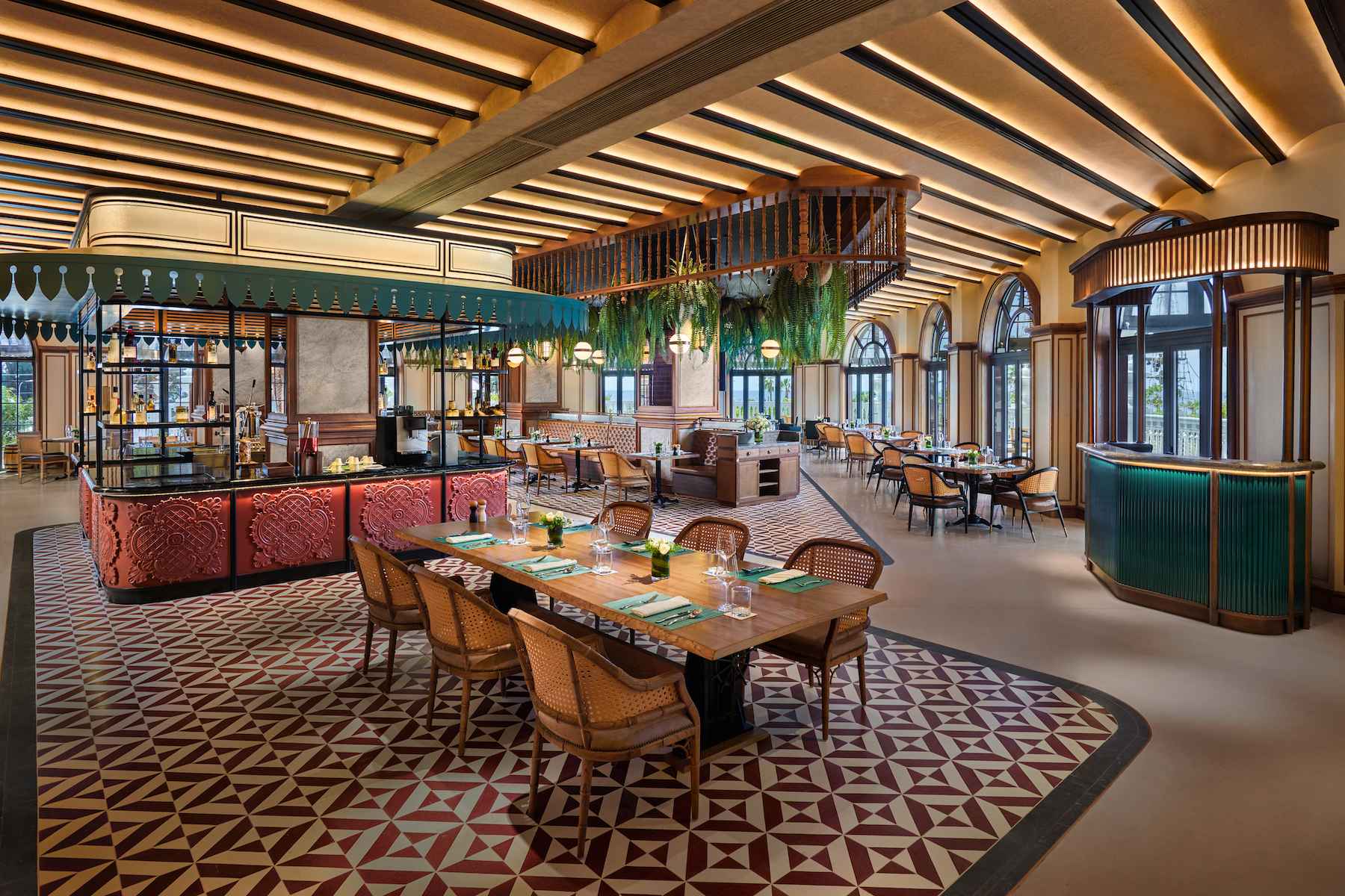 Mẫu sơn được sử dụng trong không gian nhà hàng khách sạn Movenpick Phan Thiết là sơn hiệu ứng kim loại